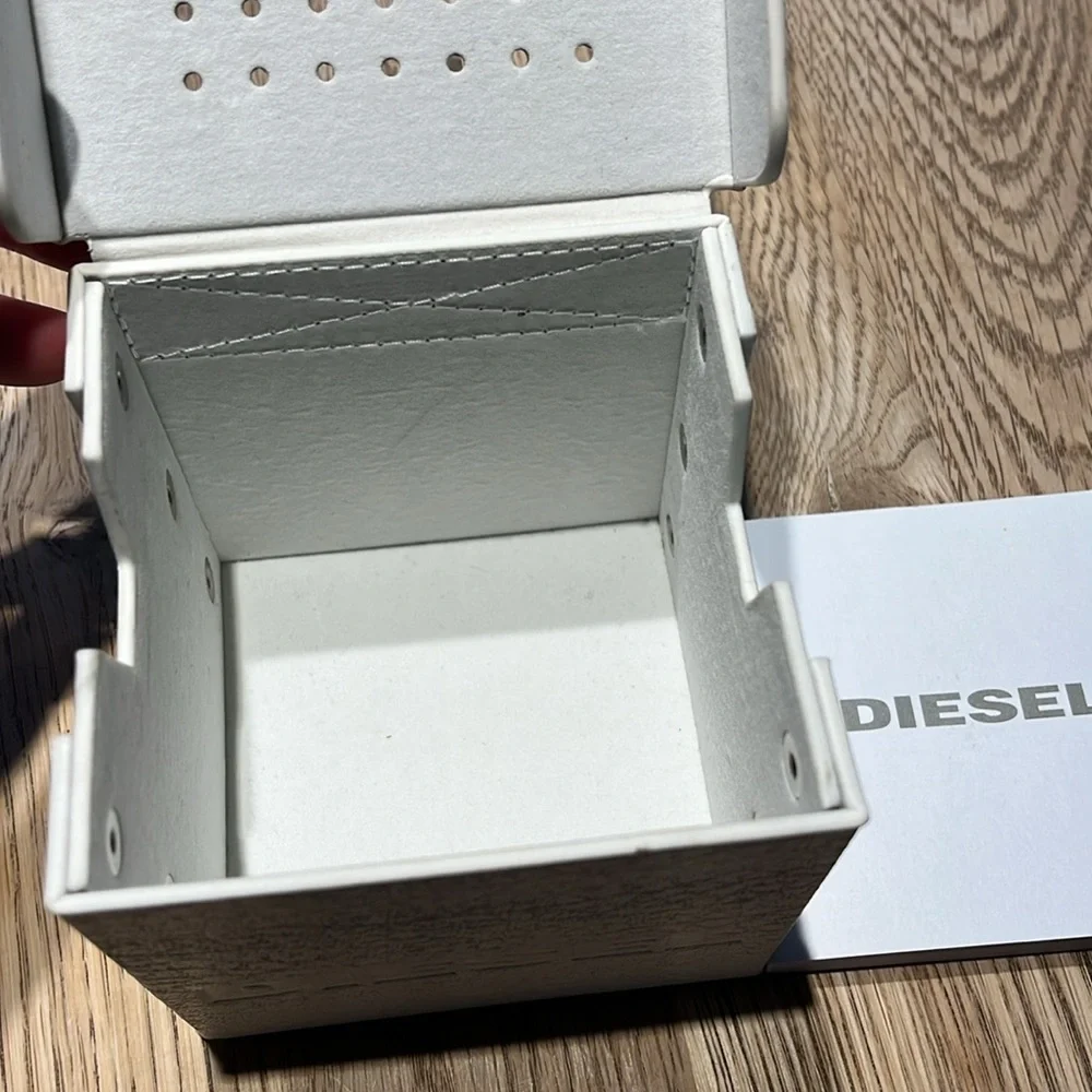 Diesel White Empty‎ Watch white Box